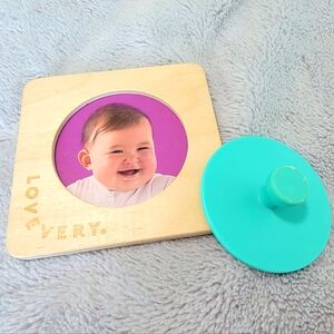 Lovevery First Puzzle (7 to 8 Months)